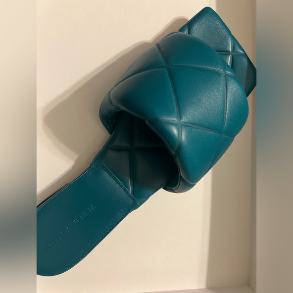 New - Picture 1 of 2